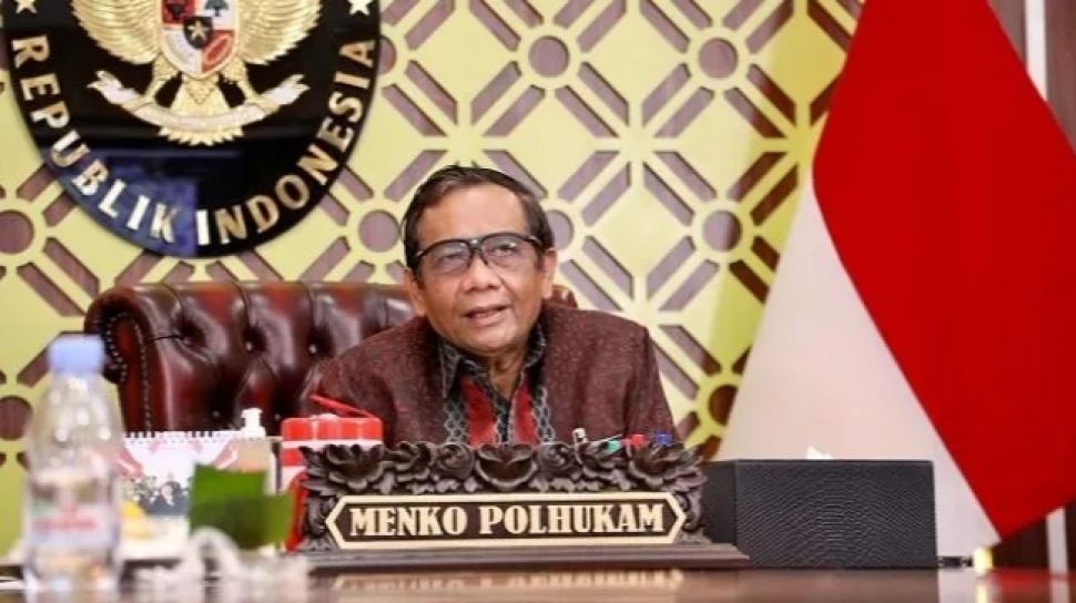 Mahfud MD: Rekam Jejak Mentereng sebagai Plt Menkominfo Menko Polhukam Mahfud MD