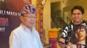 gubernir bali wayan koster