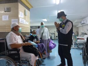 Ilustrasi Jamaah Haji Mendapatkan Pelayanan Kesehatan
