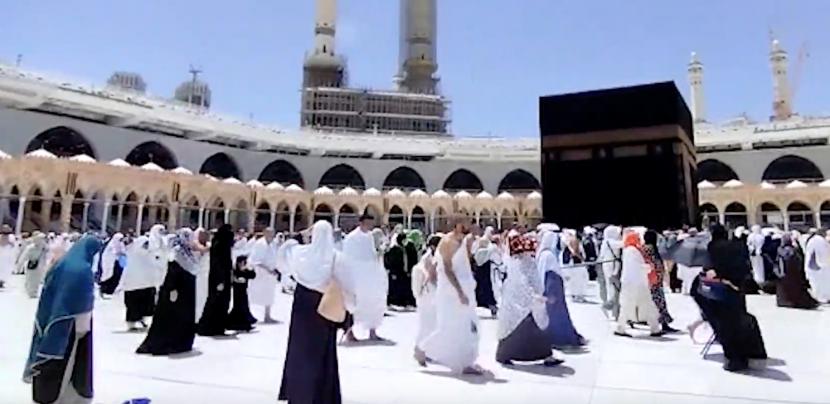 Melangkah ke Surga: Haji, Panggilan Abadi Dalam Hidup Masjidil Haram, Makkah, Arab Saudi