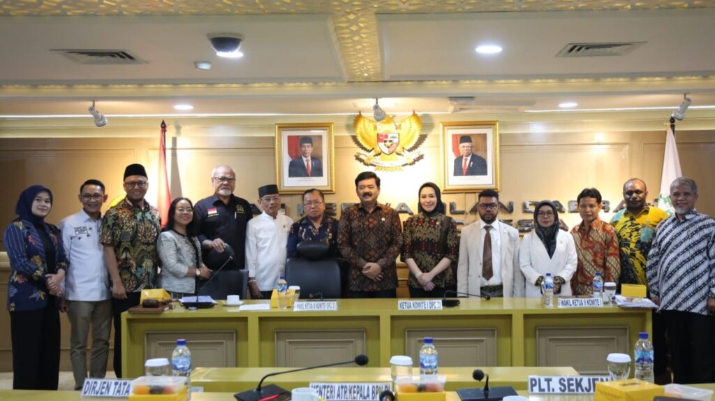Komite I DPD RI Desak Kementerian ATR/BPN Perhatikan Pembangunan Tata Ruang Daerah Komisi I DPD RI bersama Menteri ATR/Kepala BPN Hadi Tjahjanto