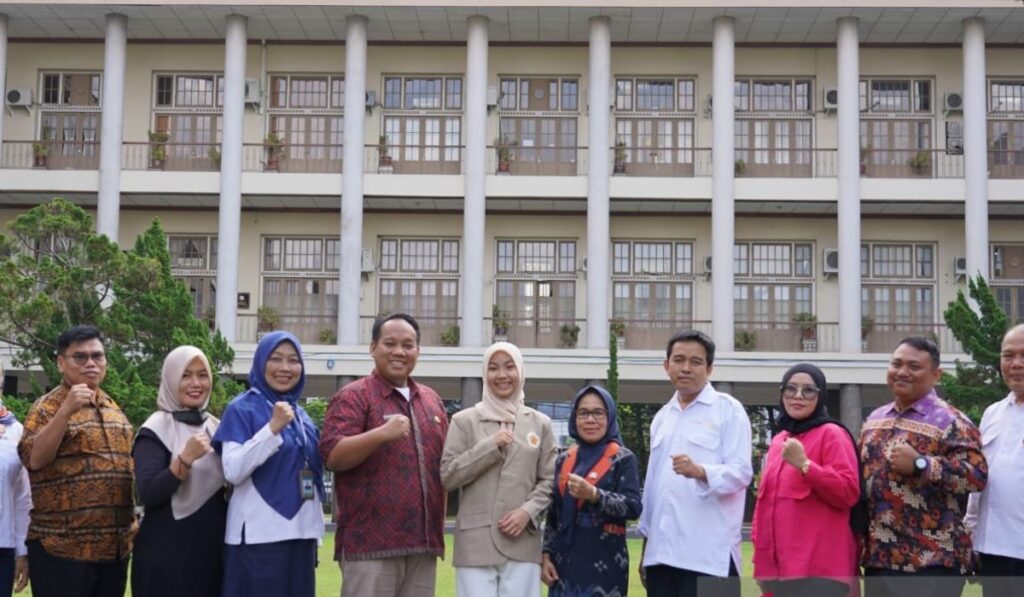 Anak Petani Kuliah Tanpa Biaya, Kerja Sama Pemkab Penajam-UGM Sindy Auliya