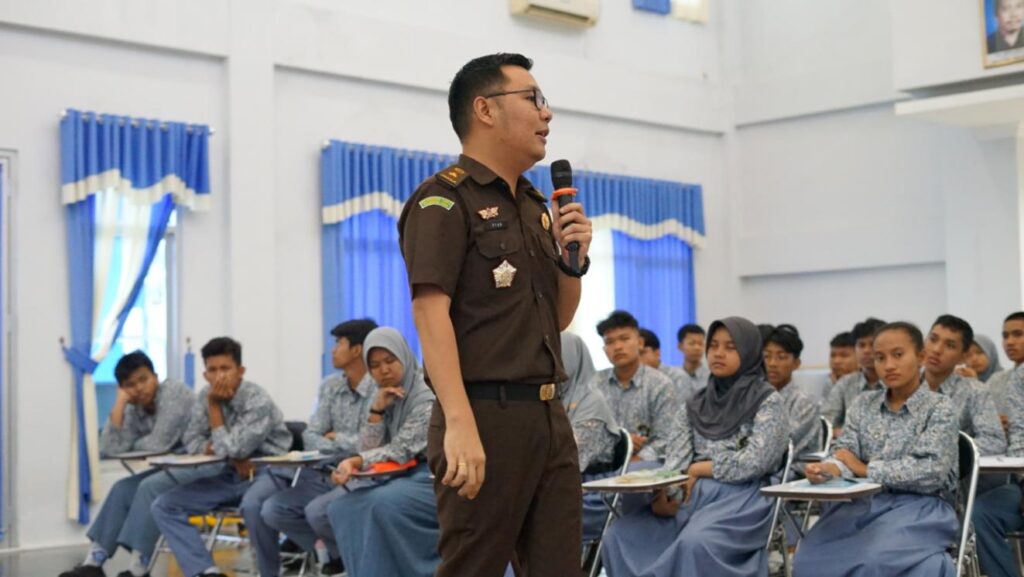 Kejati Kaltim Ajak Milinial Bontang Perangi Narkoba