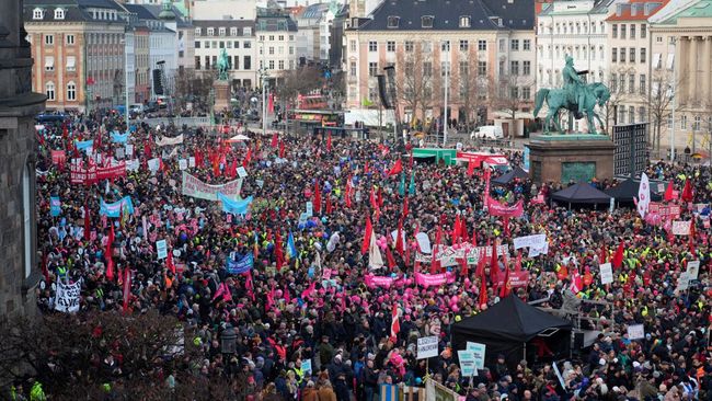 Aksi Pembakaran Al-Quran: Denmark & Swedia Ketar-ketir Pembakaran