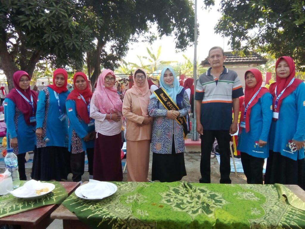 Milad ke-18, Himpaudi Jatim Gelar Corat-Coret Bermakna di Gedek Mojokerto