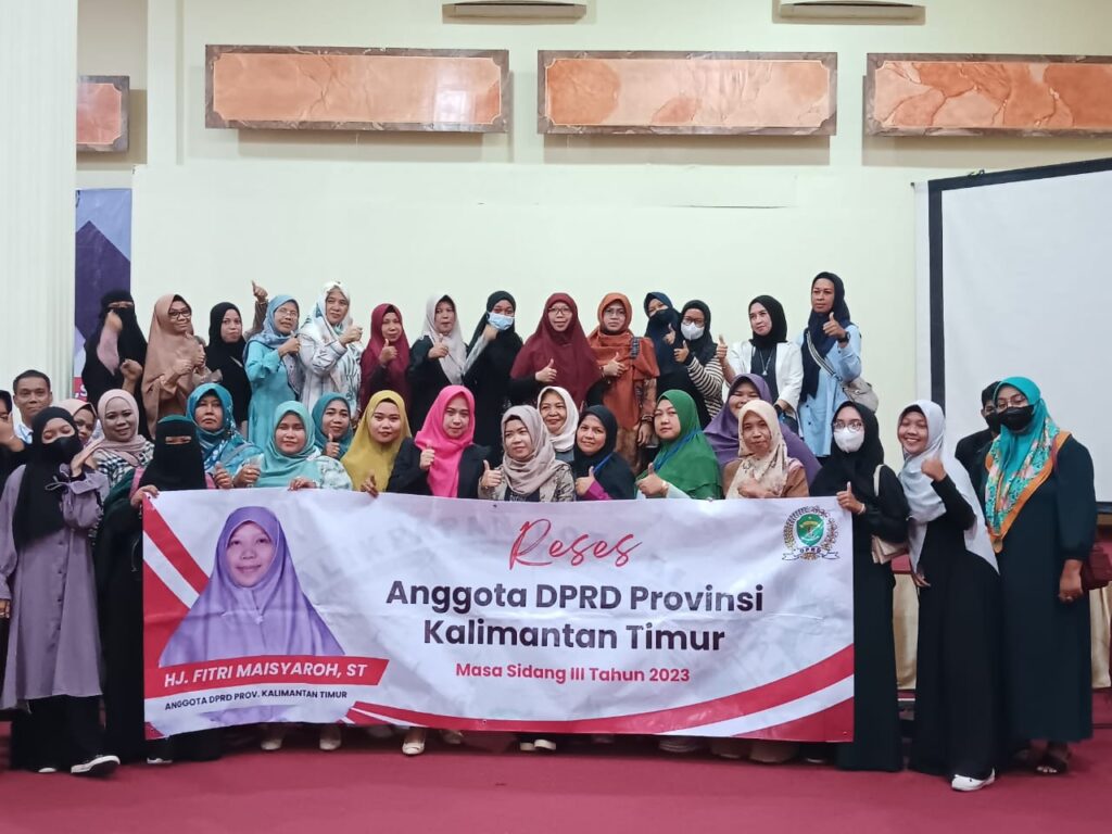 Anggota DPRD Kalimantan Timur, Fitri Maisyaroh, menggelar reses di Balikpapan, Rabu (25/10/2023).