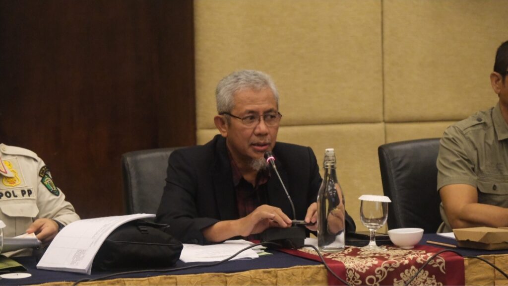 Harun Al Rasyid Pimpin Rakor Pansus Raperda Trantibum Linmas Bersama Satpol-PP se-Kaltim Harun Al Rasyid Pimpin Rakor Pansus Raperda Trantibum Linmas Bersama Satpol-PP se-Kaltim, Minggu (15/10/2023)