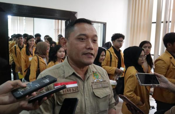 Generasi Muda Perlu Berpolitik, Seno Aji Apresiasi Kunjungan Mahasiswa FISIP ke DPRD Kaltim DPRD Kaltim