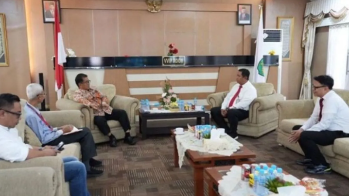 Pj Gubernur, Harapan untuk Kesehatan Otoritas Jasa Keuangan Otoritas Jasa Keuangan