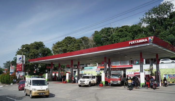 Tidak Tersedia, Mobil Dilarang Beli Pertalite di Dua SPBU Ini Pertalite di SPBU