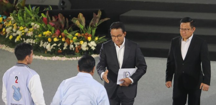 Anies dan Prabowo Bersalaman Lagi di Acara Antikorupsi antikorupsi