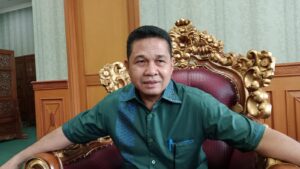 Ketua DPRD Kutim Minta Seragam Gratis Dahulukan Siswa Tidak Mampu