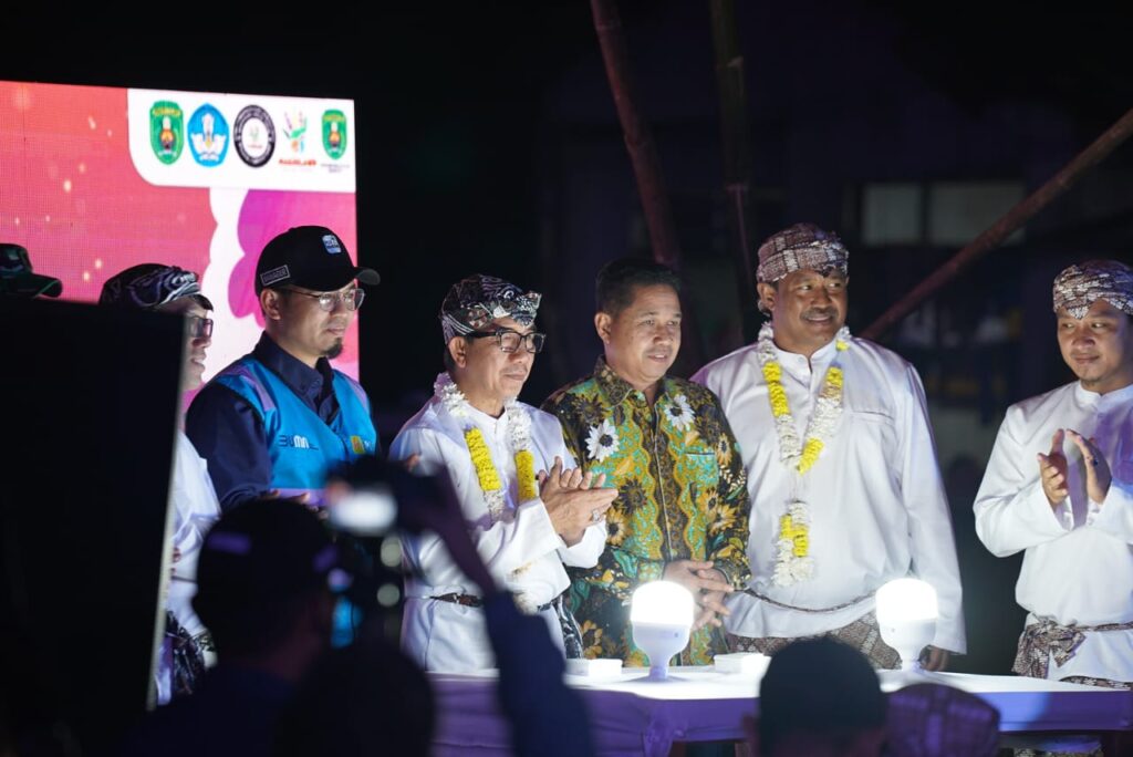 Listrik 24 Jam Desa Sekerat, Arfan Serukan Kerja Sama untuk Penuhi Kebutuhan Desa Lain