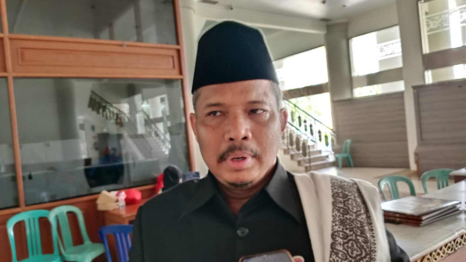 Sobirin Bagus Minta Pemerintah Tuntaskan Proyek Jalan yang Tertunda di Sangatta Utara Sobirin Bagus Minta Pemerintah Tuntaskan Proyek Jalan yang Tertunda di Sangatta Utara