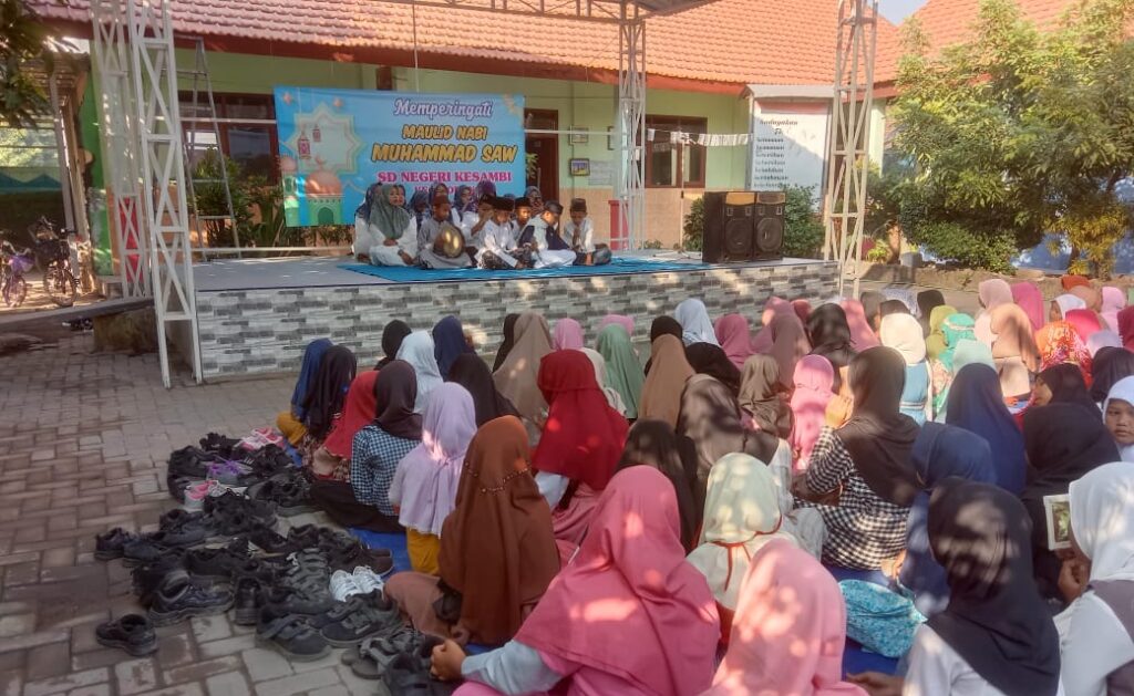 Peringati Maulid, SDN Kesambi Meningkatkan Pembelajaran dengan Pidato/Bercerita Sejarah Nabi Muhammad SAW oleh Siswa-siswi Maulid