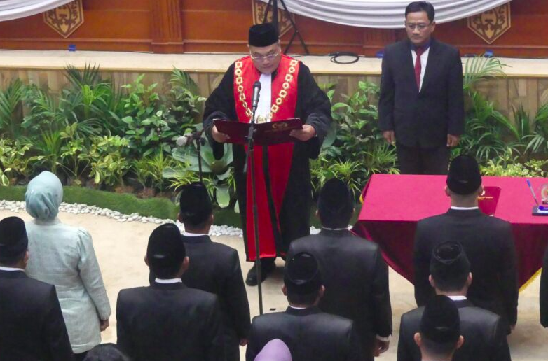 45 Anggota DPRD Samarinda 2024-2029 Resmi Dilantik pelantikan anggota dprd kota samarinda 2024