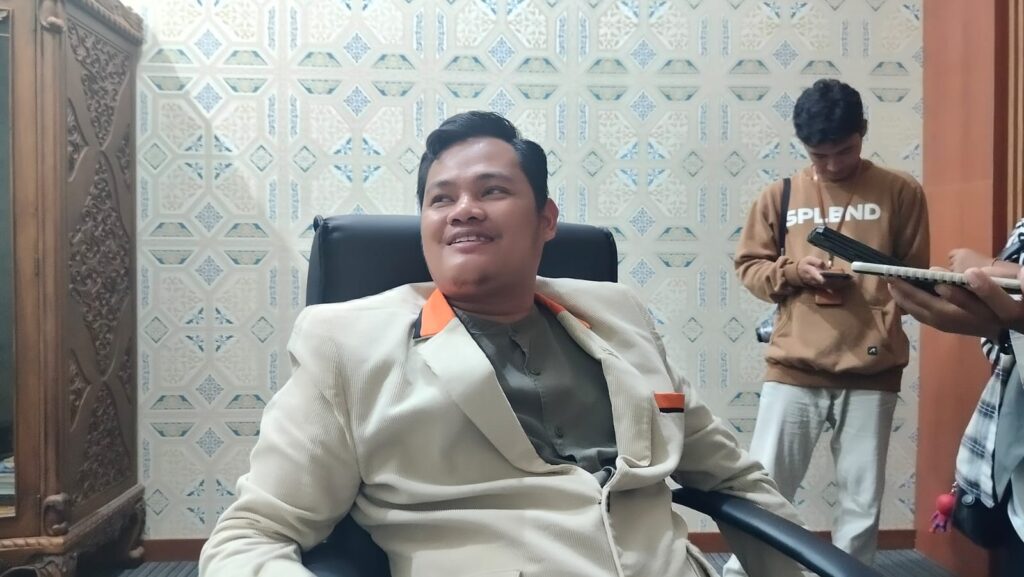 Usulan Tombol Penyebrangan Dapat Dukungan DPRD Kutai Timur Usulan Tombol Penyebrangan Dapat Dukungan DPRD Kutai Timur