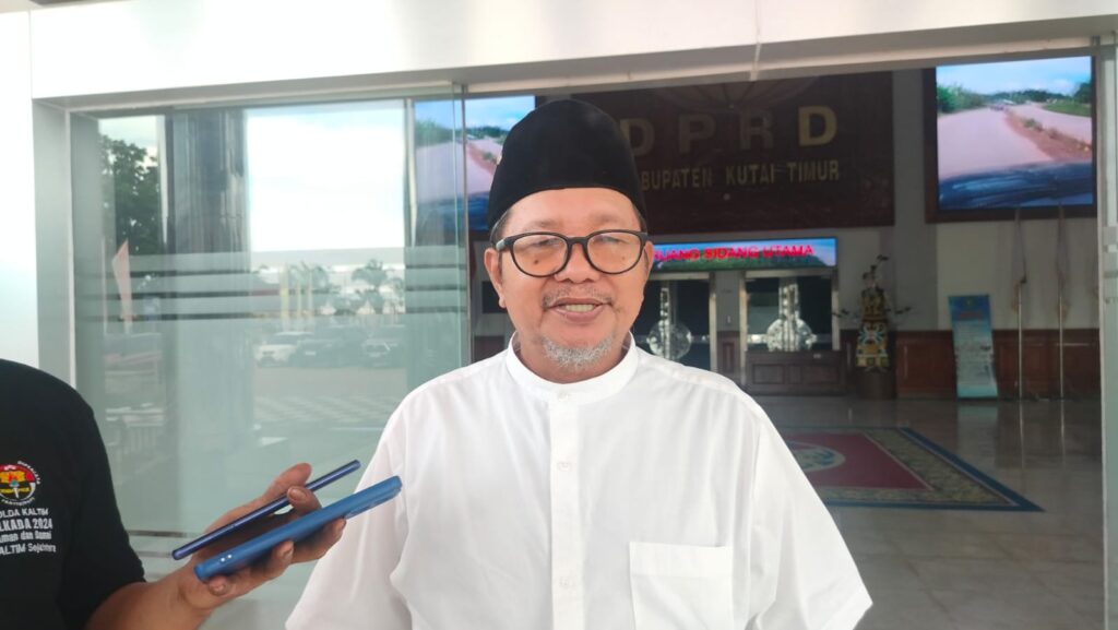 Hari Pahlawan, Anggota DPRD Kutai Timur Ajak Pemuda Warisi Semangat Pahlawan Hari Pahlawan, Anggota DPRD Kutai Timur Ajak Pemuda Warisi Semangat Pahlawan