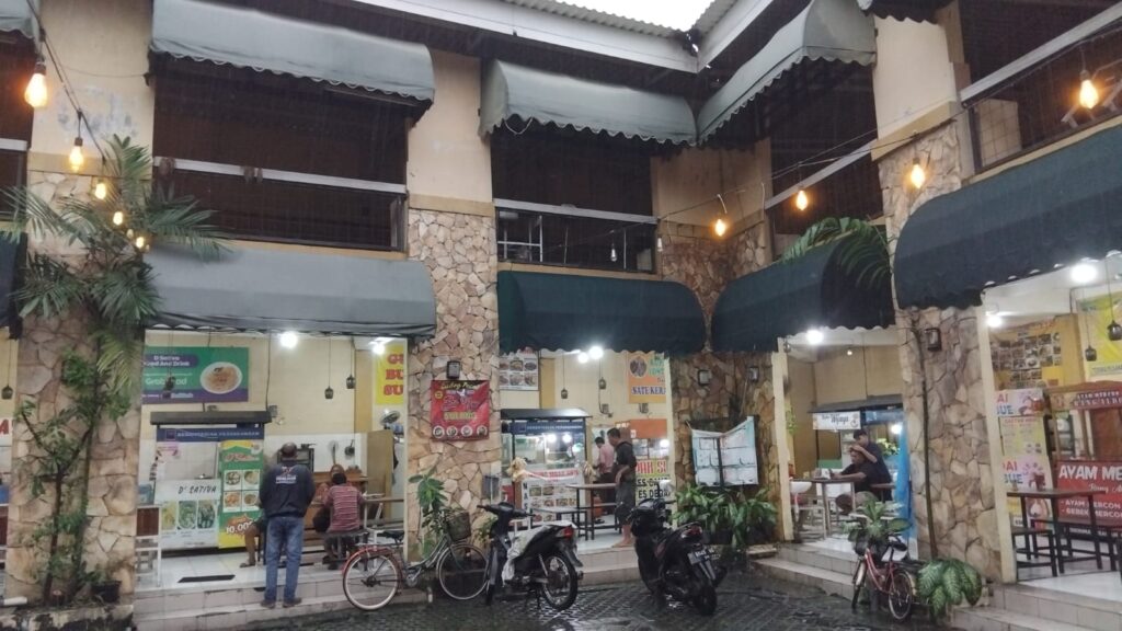 Miris, Sepinya Omset Pedagang Kuliner di Sentra Gajah Mada Sidoarjo Mengeluh.