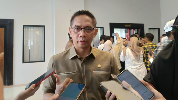 Potensi Tingkatkan PAD, DPRD Kaltim Desak Ambil Alih Pengelolaan Alur Sungai Mahakam dari Pusat Potensi Tingkatkan PAD, DPRD Kaltim Desak Ambil Alih Pengelolaan Alur Sungai Mahakam dari Pusat