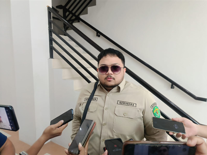 Krisis Air Bersih, Afif Rayhan Desak Kenaikan PAD Samarinda Krisis Air Bersih, Afif Rayhan Desak Kenaikan PAD Samarinda