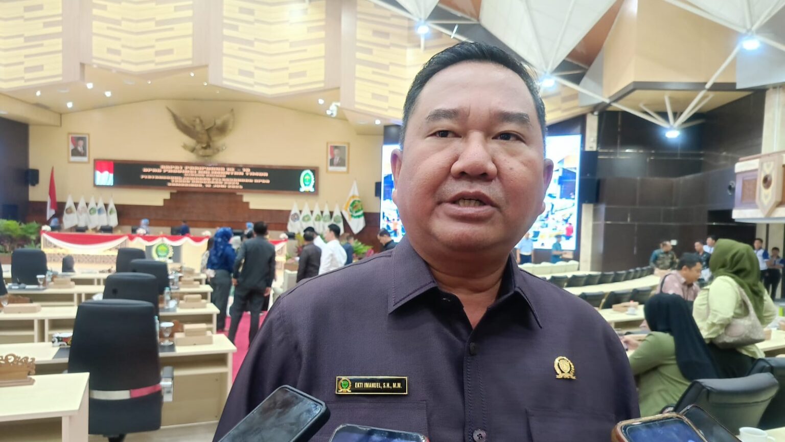 Interupsi Warnai Paripurna, Ekti: Forum Tetap Sah dan Sehat Interupsi Warnai Paripurna, Ekti: Forum Tetap Sah dan Sehat