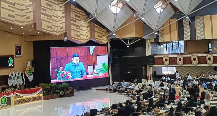 Gerindra Soroti Ketiadaan Sanksi dalam Raperda Lingkungan Gerindra Soroti Ketiadaan Sanksi dalam Raperda Lingkungan