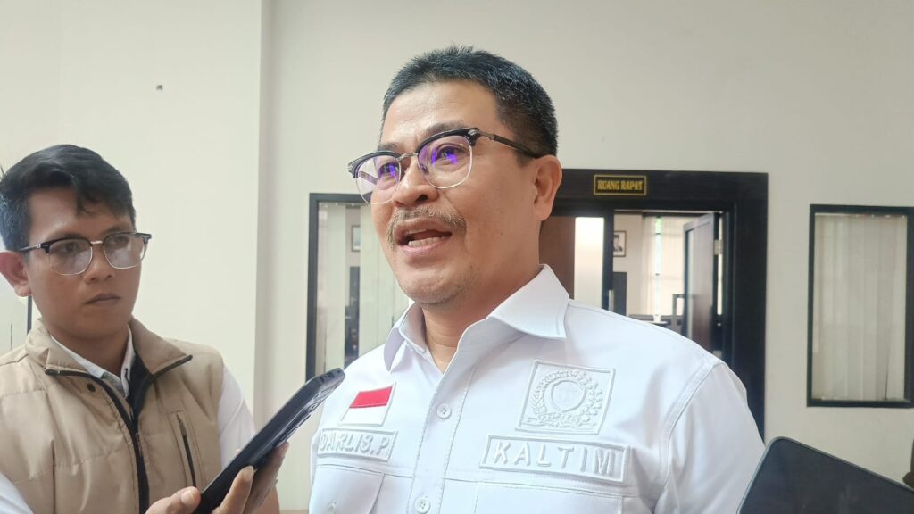 Anggota DPRD Kaltim Darlis Pattalongi