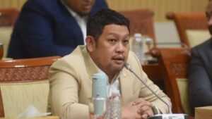 Kasus Korupsi Haji, Komisi III DPR Minta KPK Tegas