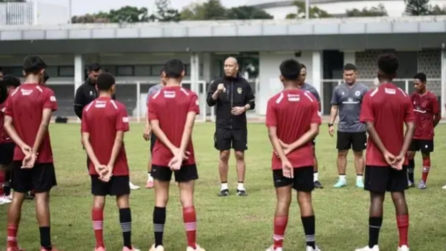 Garuda Muda Siap Tempur, Nova Arianto Tekankan Mental Baja Hadapi Zambia
