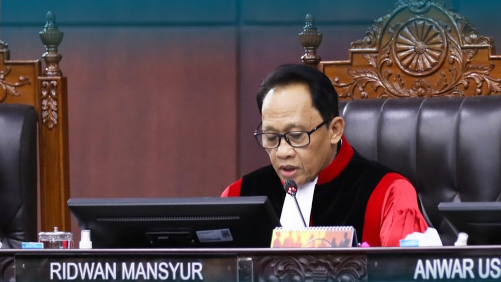 MK Tegaskan Larangan Polri Aktif Duduki Jabatan Sipil MK Tegaskan Larangan Polri Aktif Duduki Jabatan Sipil