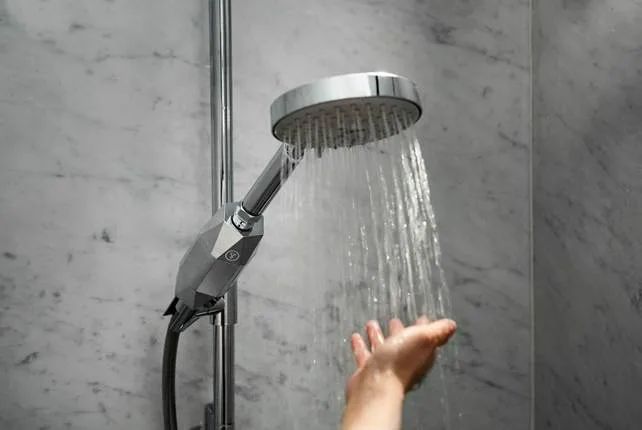 Mandi Air Panas atau Dingin, Mana Lebih Baik? Mandi Air Panas atau Dingin, Mana Lebih Baik?